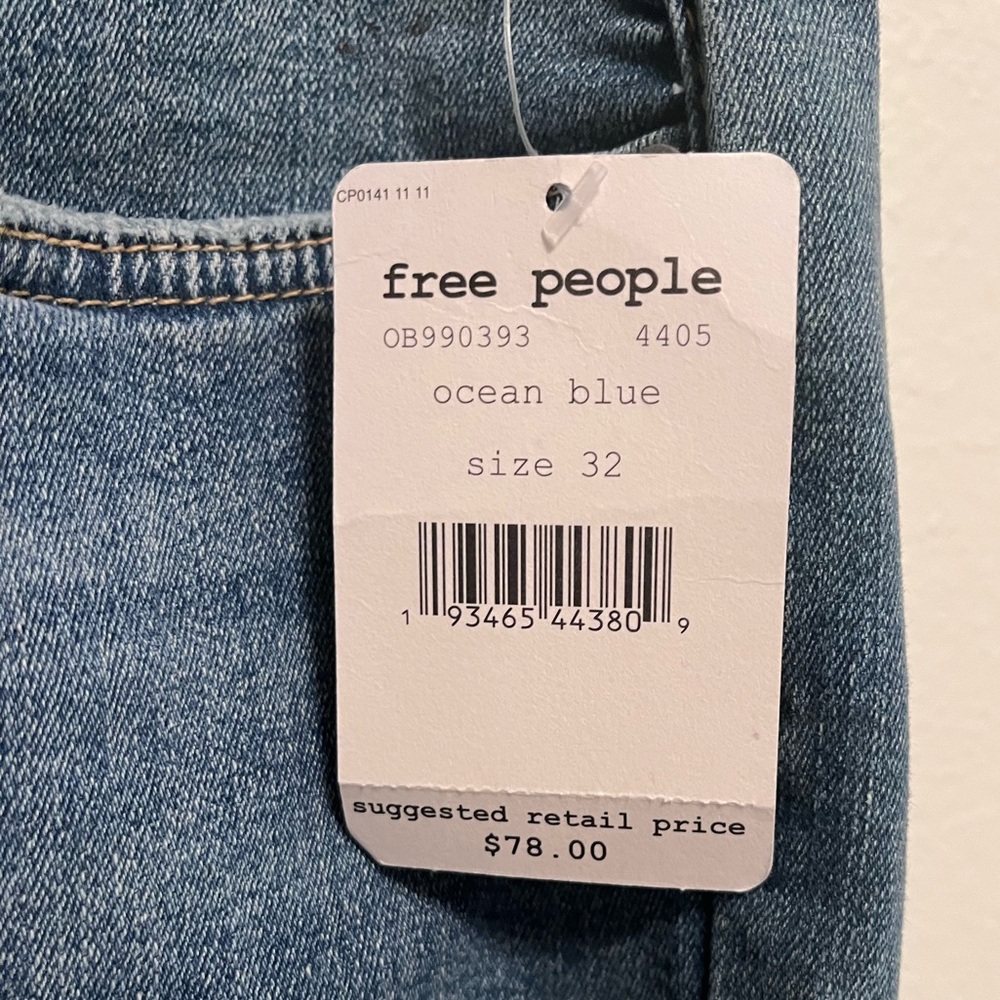 🤗 Free People Ocean Blue Denim Jeans - Picture 3 of 4